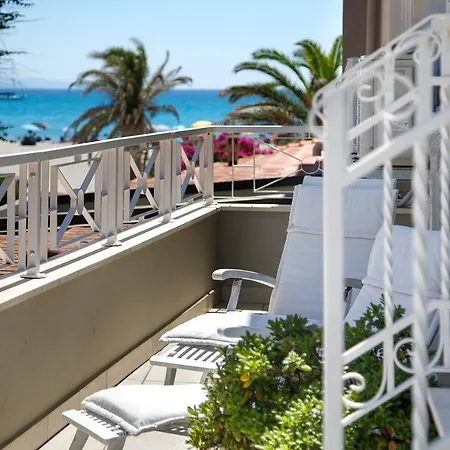 La Del Mare 3*