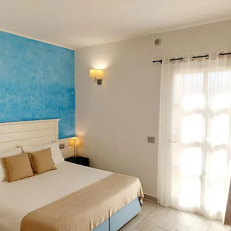 Hotel La Del Mare 3*