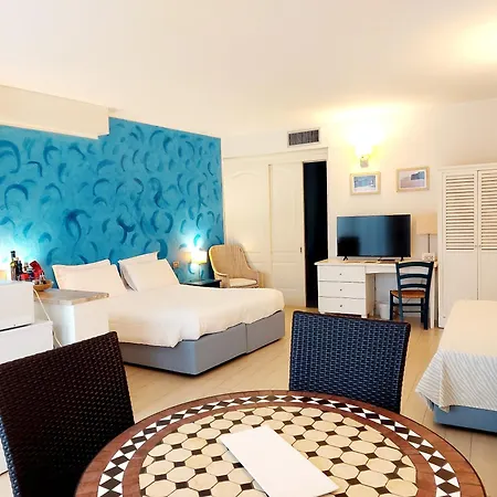 Hotel La Del Mare